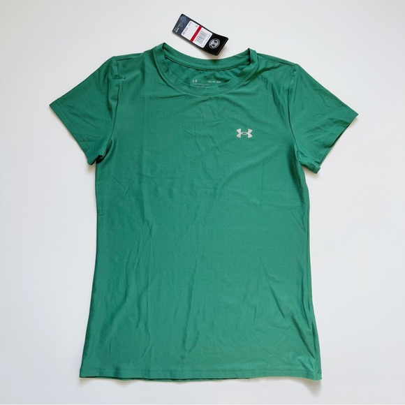 NWT UNDER ARMOUR Short Sleeve Workout Shirt - Picture 1 of 3